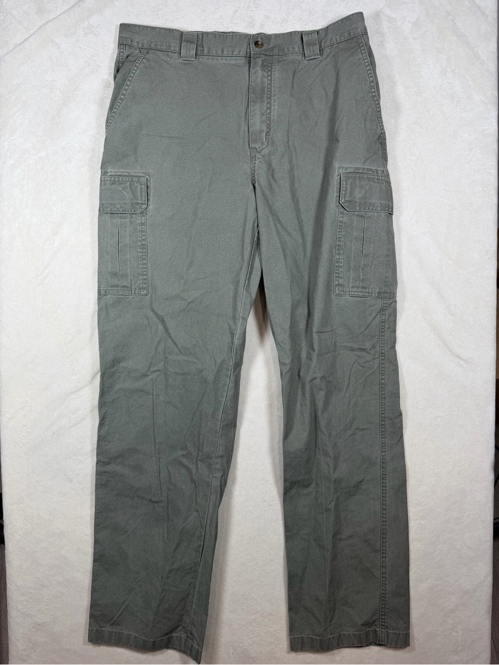 L.L. Bean 35W Traditional Fit Men's Cargo Pants in Olive Gray Workwear Outdoors